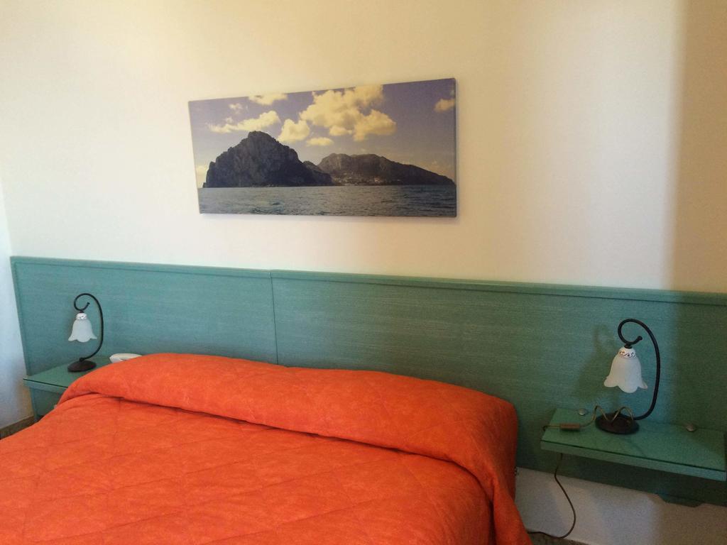 Hotel Da Giorgio Capri Pokoj fotografie